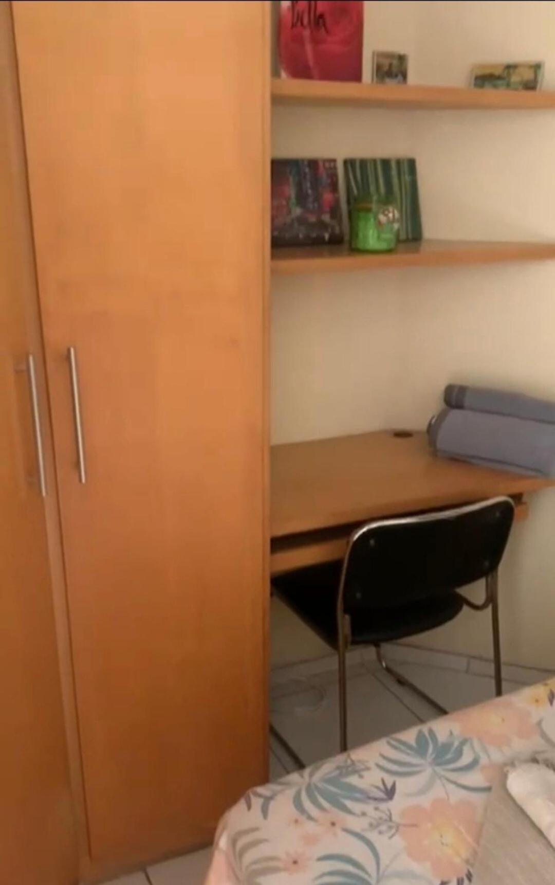 Kit Com Garagem Ao Lado Do Metro *