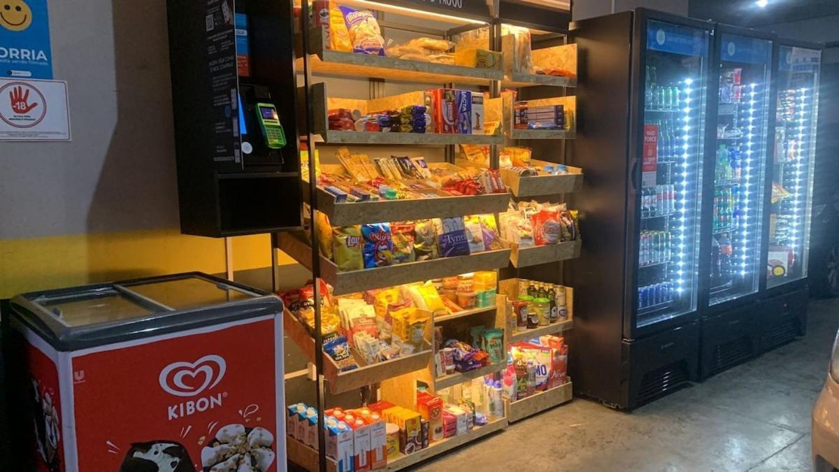 Apartamento Kit Com Garagem Ao Lado Do Metro